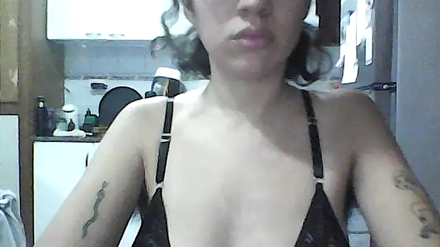 loliporomero online show from April 2026 06:49:02 PM