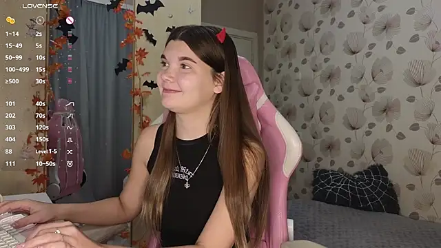 Snapshot of _cute_ice chatting on October 2025 06:14:02 AM cute ice online show from October 2025 06:14:02 AM