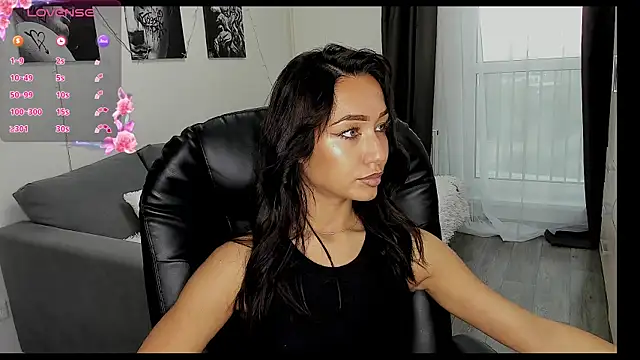 Lisa Shultz online show from September 2025 01:32:01 PM