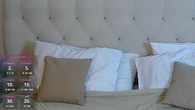 MichelleRoux online show from March 2026 02:46:02 PM