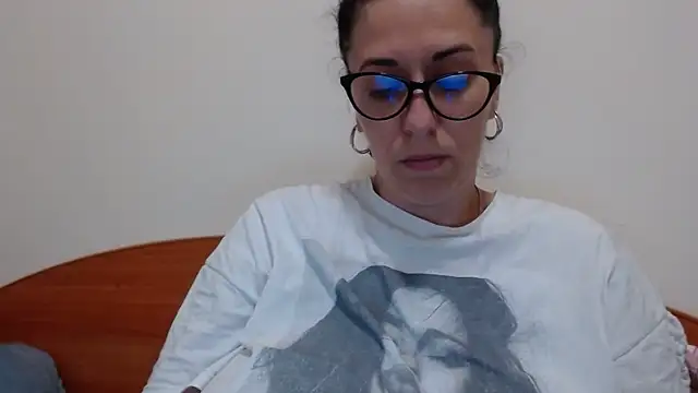 Snapshot of jollene chatting on June 2026 01:37:01 PM jollene online show from June 2026 01:37:01 PM
