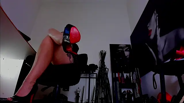 demisweet online show from February 2026 08:02:02 AM