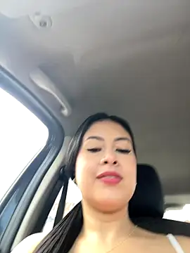 CrisMarulanda online show from November 2025 03:13:02 PM