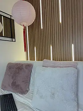 Snapshot of MylaDreams chatting on February 2026 03:37:02 AM MylaDreams online show from February 2026 03:37:02 AM