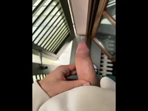 Pisellone18  online show from December 2025 08:45:02 AM