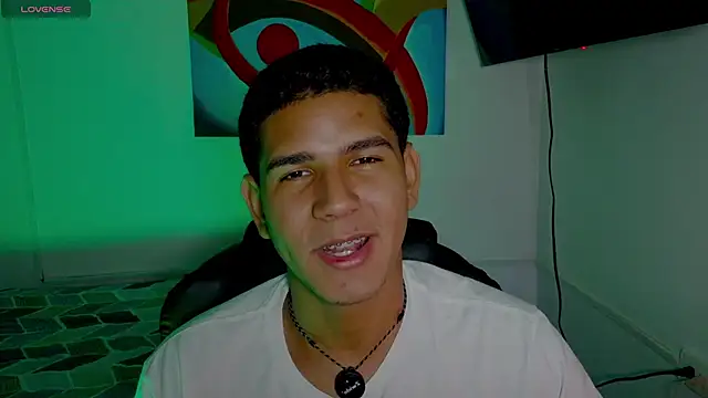 Snapshot of juanacock_1 chatting on April 2026 02:44:01 AM juanacock 1 online show from April 2026 02:44:01 AM