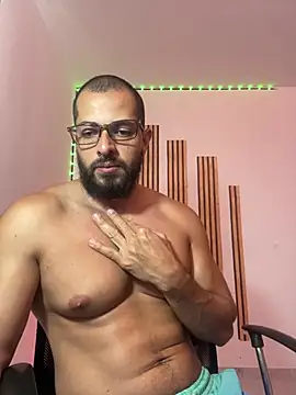 magnumchris online show from July 2026 03:39:02 PM