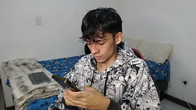 Snapshot of Rimuru17 chatting on March 2026 04:30:02 AM Rimuru17 online show from March 2026 04:30:02 AM