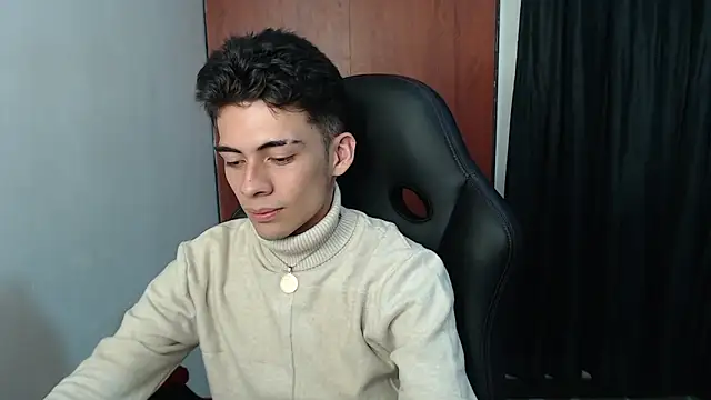 Snapshot of Rimuru17 chatting on April 2026 04:45:02 AM Rimuru17 online show from April 2026 04:45:02 AM