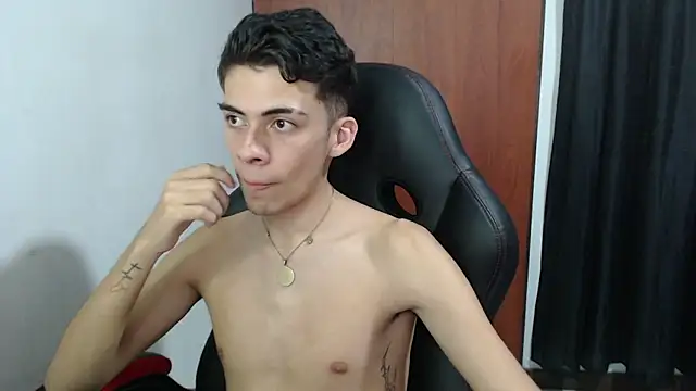 Snapshot of Rimuru17 chatting on April 2026 03:39:01 AM Rimuru17 online show from April 2026 03:39:01 AM