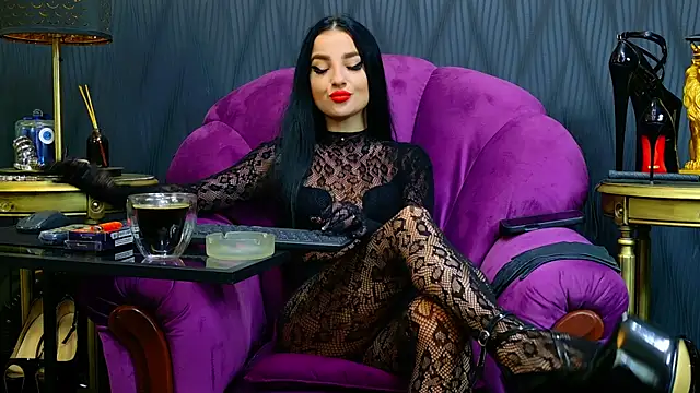 VivianReeve online show from October 2025 05:59:01 AM