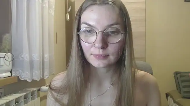 LooveELLYx online show from December 2024 03:04:02 PM