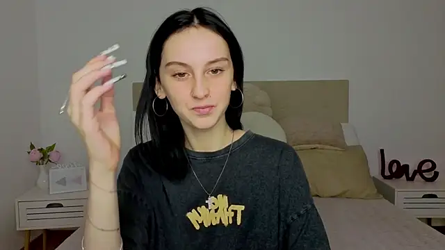 Little moly999 online show from October 2025 08:10:01 PM