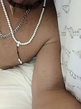 Snapshot of redonfire chatting on December 2025 02:17:02 AM redonfire online show from December 2025 02:17:02 AM