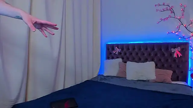 LilaVame online show from November 2025 08:42:02 PM