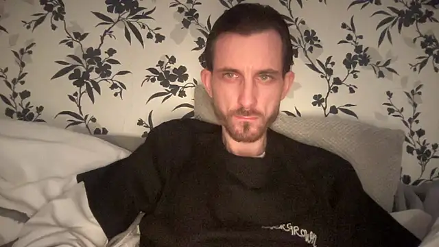 Big8inchUncutCock online show from April 2026 09:53:02 PM