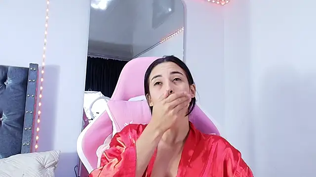 Snapshot of GraceWallace_ chatting on March 2026 03:01:01 AM GraceWallace online show from March 2026 03:01:01 AM