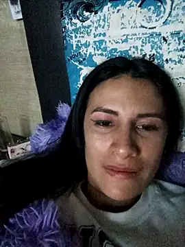 Snapshot of karinnahotdirty chatting on March 2026 04:27:01 AM karinnahotdirty online show from March 2026 04:27:01 AM