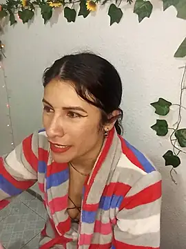 Snapshot of karinnahotdirty chatting on March 2026 10:16:02 PM karinnahotdirty online show from March 2026 10:16:02 PM