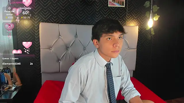 Thiago Kozak online show from November 2025 01:01:02 PM