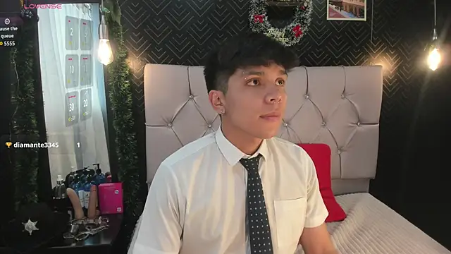 Thiago Kozak online show from December 2025 01:05:01 PM