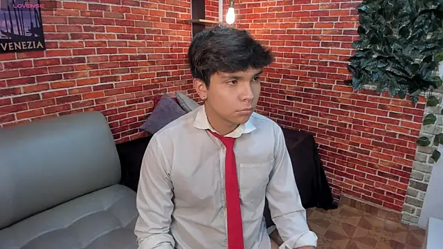 Thiago Kozak online show from July 2026 12:55:01 PM