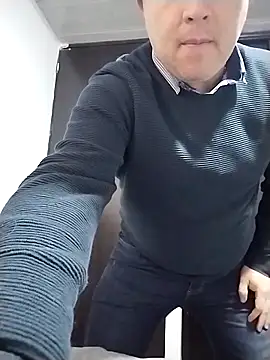 BigCristh79 online show from March 2026 01:15:02 PM