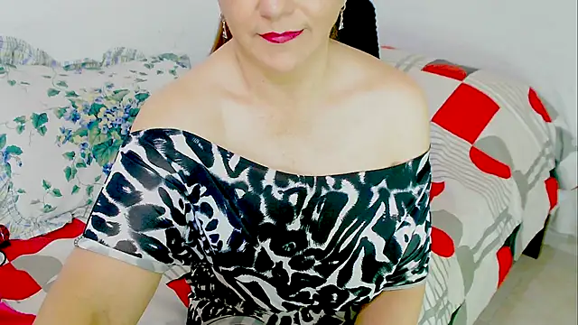 Snapshot of Kendraline1 chatting on October 2025 07:01:02 PM Kendraline1 online show from October 2025 07:01:02 PM