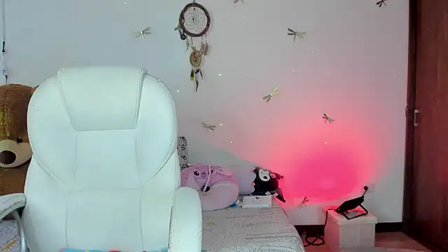 princessluna 19 online show from September 2025 09:09:02 PM