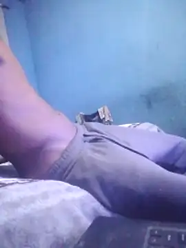 Snapshot of Taydoo883 chatting on April 2026 08:20:02 PM Taydoo883 online show from April 2026 08:20:02 PM