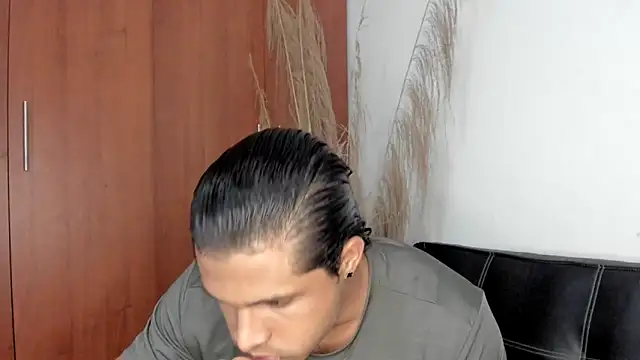 Snapshot of Evansdark1 chatting on October 2025 01:39:01 AM Evansdark1 online show from October 2025 01:39:01 AM