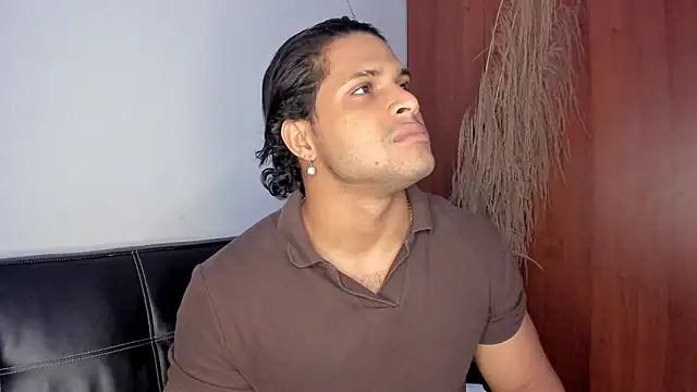 Evansdark1 online show from January 2026 10:24:01 PM