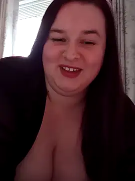 Snapshot of Curvaceouscarla chatting on November 2025 02:49:02 PM Curvaceouscarla online show from November 2025 02:49:02 PM