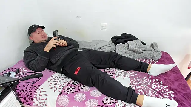 Snapshot of fuckynations chatting on January 2025 11:57:01 AM fuckynations online show from January 2025 11:57:01 AM