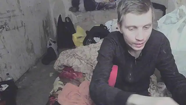 makarov1993 online show from November 2025 01:18:02 PM