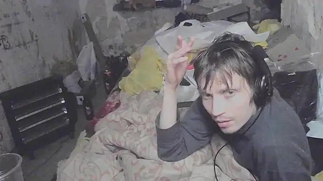 makarov1993 online show from April 2026 10:15:02 PM