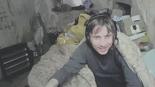 makarov1993 online show from April 2026 05:28:01 PM