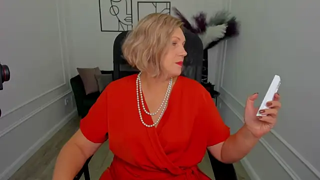 NinaStarle online show from November 2025 04:34:01 AM