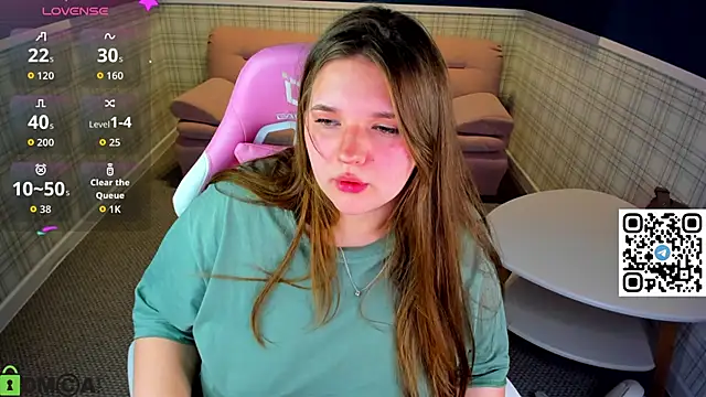 Chloee White online show from October 2025 12:41:02 AM