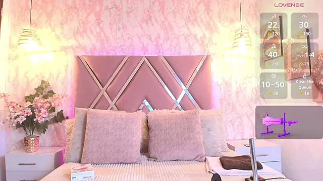 Aliice1  online show from September 2025 06:30:02 PM