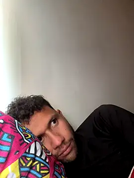 Snapshot of Michaell_Spinelly chatting on September 2025 05:24:01 PM Michaell Spinelly online show from September 2025 05:24:01 PM