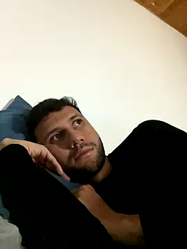 Snapshot of Michaell_Spinelly chatting on September 2025 08:22:01 PM Michaell Spinelly online show from September 2025 08:22:01 PM