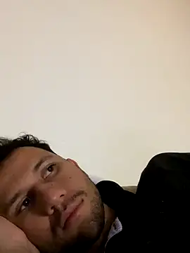 Snapshot of Michaell_Spinelly chatting on October 2025 02:28:01 AM Michaell Spinelly online show from October 2025 02:28:01 AM