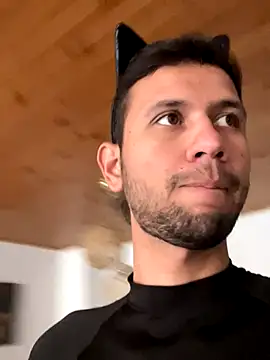 Snapshot of Michaell_Spinelly chatting on October 2025 08:10:01 PM Michaell Spinelly online show from October 2025 08:10:01 PM