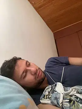 Snapshot of Michaell_Spinelly chatting on November 2025 01:13:02 PM Michaell Spinelly online show from November 2025 01:13:02 PM