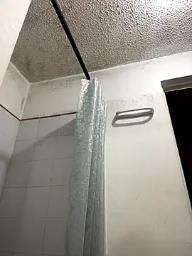 Snapshot of Michaell_Spinelly chatting on November 2025 08:08:02 PM Michaell Spinelly online show from November 2025 08:08:02 PM