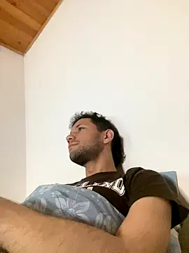 Snapshot of Michaell_Spinelly chatting on December 2025 12:38:02 AM Michaell Spinelly online show from December 2025 12:38:02 AM