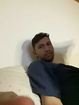 Michaell Spinelly online show from December 2025 05:16:01 AM