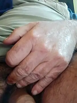 Snapshot of ozmilanoshow chatting on November 2025 07:22:01 AM ozmilanoshow online show from November 2025 07:22:01 AM