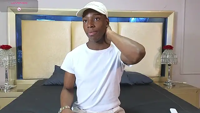 Snapshot of CharlesBrown_ chatting on March 2026 03:39:01 PM CharlesBrown online show from March 2026 03:39:01 PM